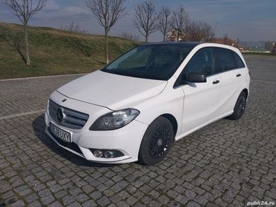 second-hand Mercedes B180 1,8 cdi,136cp an 2013.03