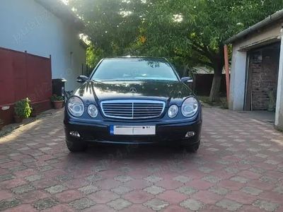 Utilizat 2005 Mercedes E200 Berlinǎ | 2.000 EUR