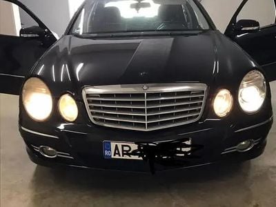 Mercedes E220