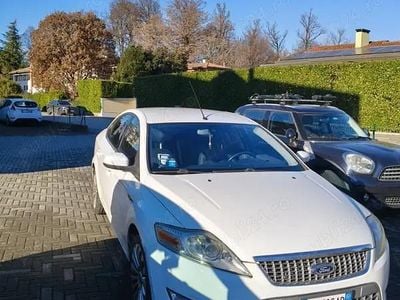 Alb Utilizat 2008 Ford Mondeo Titanium Berlinǎ | 4.000 EUR (Preț OK)