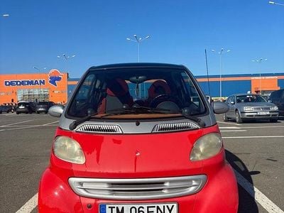 Second-hand Smart ForTwo Coupé 54 CP (39 kW) 2001 Culoarerosu Coupe