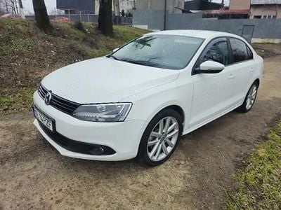 Second-hand VW Jetta 97 CP (71 kW) 2012 Alb Berlinǎ