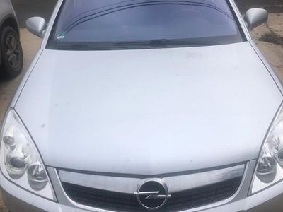 Gri Utilizat 2007 Opel Vectra Berlinǎ | 2.000 EUR