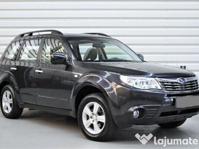 Gri Utilizat 2009 Subaru Forester SUV | 11.500 EUR