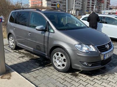 second-hand VW Touran 1.9 TDI 2010