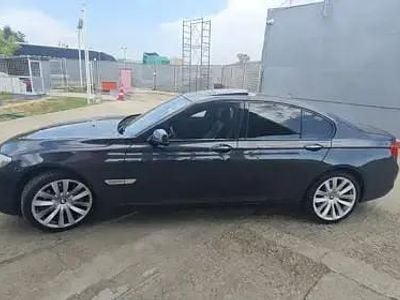 BMW 730