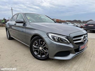 Culoaregri Utilizat 2017 Mercedes C200 Elegance Berlinǎ | 14.990 EUR (Preț bun)