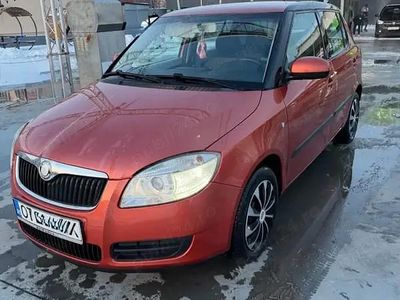 Portocaliu Second-hand 2008 Skoda Fabia Hatchback | 1.790 EUR (Preț OK)