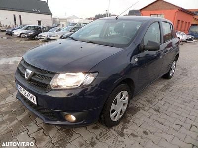 Second-hand Dacia Sandero Lauréate 90 CP (66 kW) 2016 Albastru Hatchback