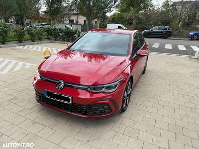Culoarerosu Utilizat 2022 VW Golf VIII Hatchback | 27.000 EUR (Scump)