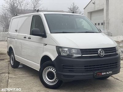 Culoarealb Second-hand 2019 VW Transporter Comfortline Van | 10.200 EUR
