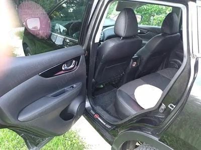 Second-hand Nissan Qashqai 136 CP (100 kW) 2017 Negru SUV