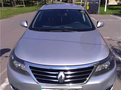 Auriu Utilizat 2011 Renault Latitude Berlinǎ | 4.499 EUR (Preț OK)