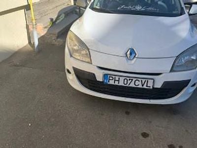 Utilizat 2011 Renault Mégane III | 2.699 EUR (Preț bun)