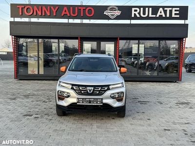 Second-hand Dacia Spring Comfort Plus 33 kW (45 CP) 2023 Culoareargint Hatchback