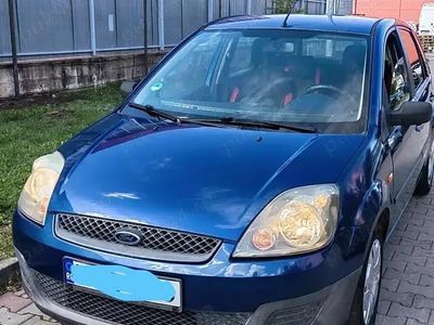 Second-hand Ford Fiesta 80 CP (58 kW) 2008 Albastru Hatchback