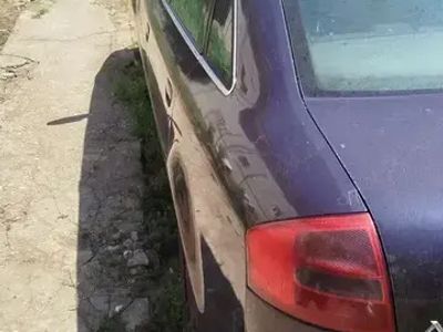 Utilizat 2000 Audi A6 Berlinǎ | 1.000 EUR