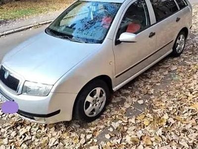 Utilizat 2004 Skoda Fabia Hatchback | 1.650 EUR (Scump)