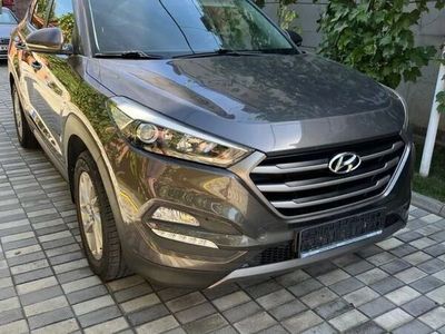 second-hand Hyundai Tucson 1.6 T-GDi 4WD 6MT Style 2016 · 80 400 km · 1 591 cm3 · Benzina