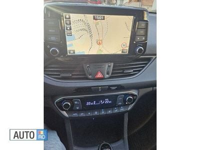 Second-hand Hyundai i30 140 CP (102 kW) 2019 Argintiu Hatchback