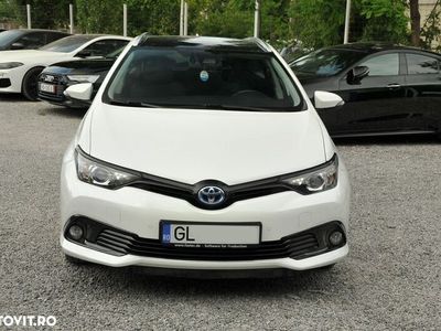 Toyota Auris Hybrid