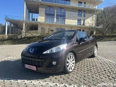 Second-hand 2013 Peugeot 207 CC Cabrio | 3.990 EUR