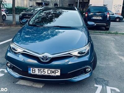 Toyota Auris Hybrid