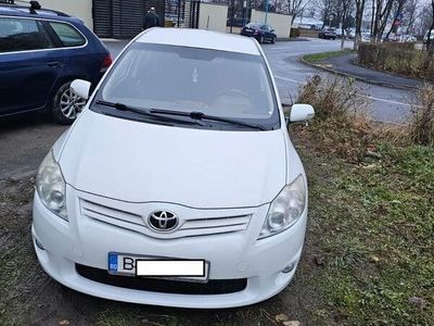 second-hand Toyota Auris 1.4 D-4D Luna