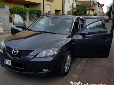 Gri Utilizat 2007 Mazda 3 Hatchback | 4.500 EUR