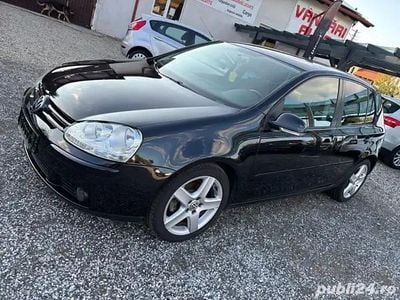 Negru Utilizat 2007 VW Golf V Hatchback | 2.950 EUR (Preț OK)