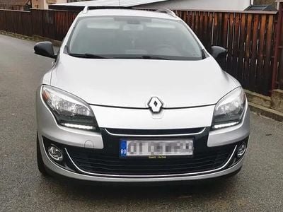 Argintiu Utilizat 2013 Renault Mégane III Bose Edition Break | 4.450 EUR (Preț OK)