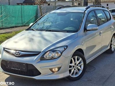 Second-hand Hyundai i30 Comfort 116 CP (85 kW) 2010 Culoareargint Break