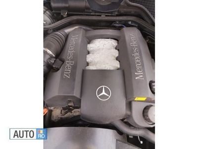 Second-hand Mercedes E320 220 CP (161 kW) 1997 Negru Berlinǎ