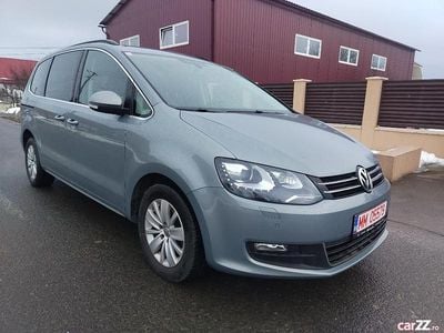 Second-hand VW Sharan 140 CP (102 kW) 2011 Gri Monovolum