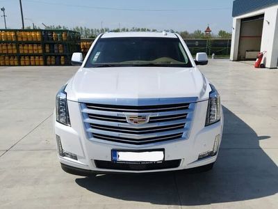 Second-hand Cadillac Escalade 425 CP (312 kW) 2016 Alb SUV
