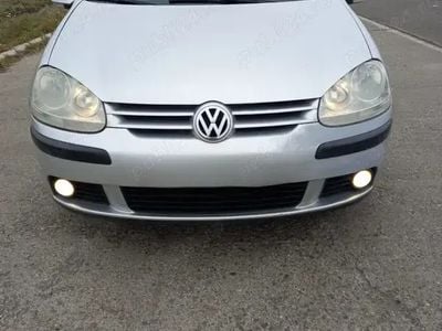 VW Golf V