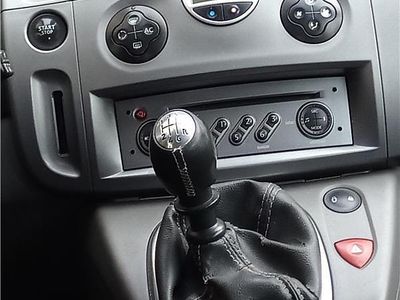 Second-hand Renault Scénic 131 CP (96 kW) 2008 Negru Monovolum