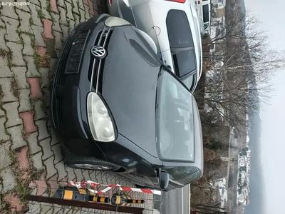 Second-hand VW Golf V 75 CP (55 kW) 2004 Negru Hatchback