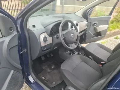Dacia Lodgy