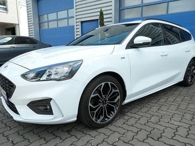 Utilizat 2021 Ford Focus ST-Line | 19.575 EUR (Scump)