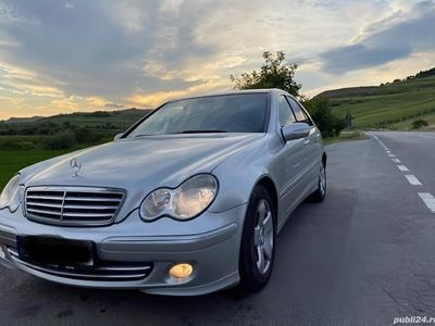 second-hand Mercedes C220 