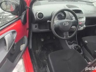 Second-hand Toyota Aygo 70 CP (51 kW) 2006 Hatchback
