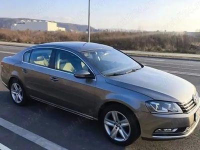 Utilizat 2012 VW Passat Berlinǎ | 7.200 EUR (Preț OK)