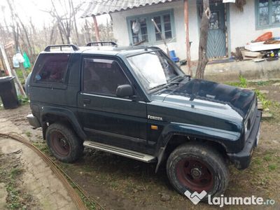 second-hand Daihatsu Rocky Dau, schimb și/sau dezmembrez