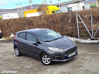 Second-hand Ford Fiesta Titanium 95 CP (69 kW) 2016 Culoaregri