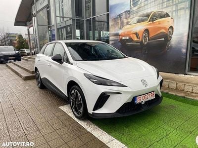 Nouă MG MG4 EV Explore 125 kW (170 CP) 2025 Culoarealb Hatchback