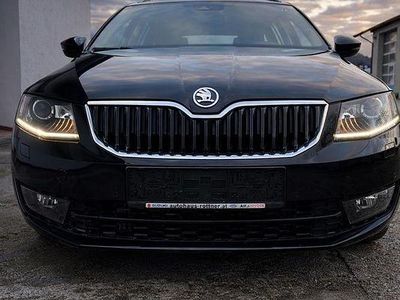 Second-hand Skoda Octavia Style 150 CP (110 kW) 2013 Culoarenegru Break