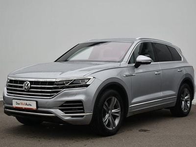 Second-hand VW Touareg Elegance 286 CP (210 kW) 2020 Gri mediu  normal SUV