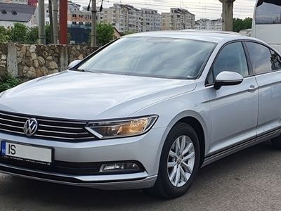 Utilizat 2017 VW Passat Berlinǎ | 10.600 EUR