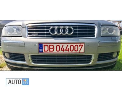 Second-hand Audi A8 340 CP (250 kW) 2004 Argintiu Berlinǎ